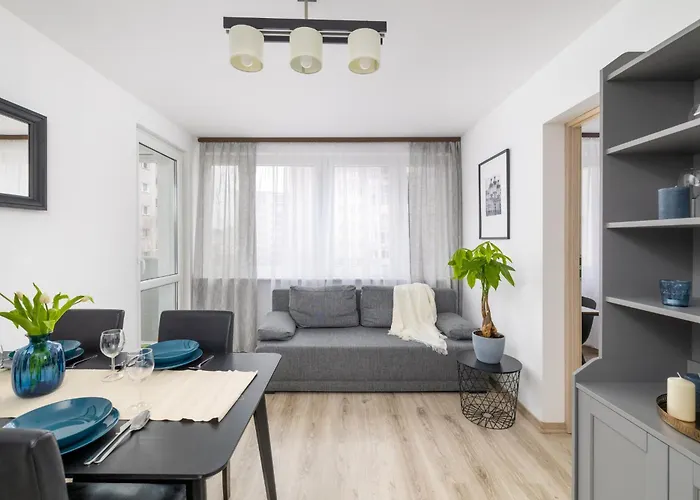 Apartment With Balcony Near Bulwary Wislane Wwa67